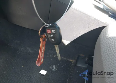 2014 Toyota Corolla Le z USA, uszkodzony, nr VIN 2T1BURHE3EC123046